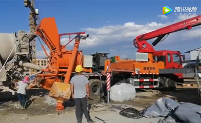 38米攪拌泵車、攪拌天泵打商品混凝土施工視頻